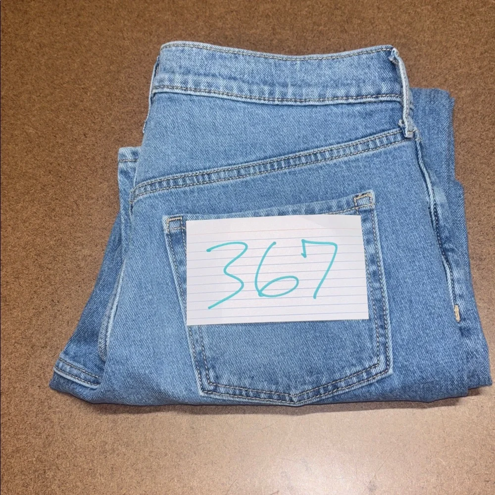 Old Navy Mid-Rise The Slouchy Straight Leg Button Fly Jeans 31x29